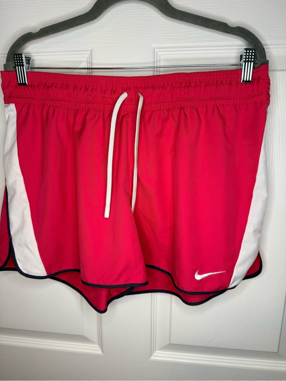 Nike Dri-Fit Pink Athletic Unlined Shorts with White Trim Size XL GUC